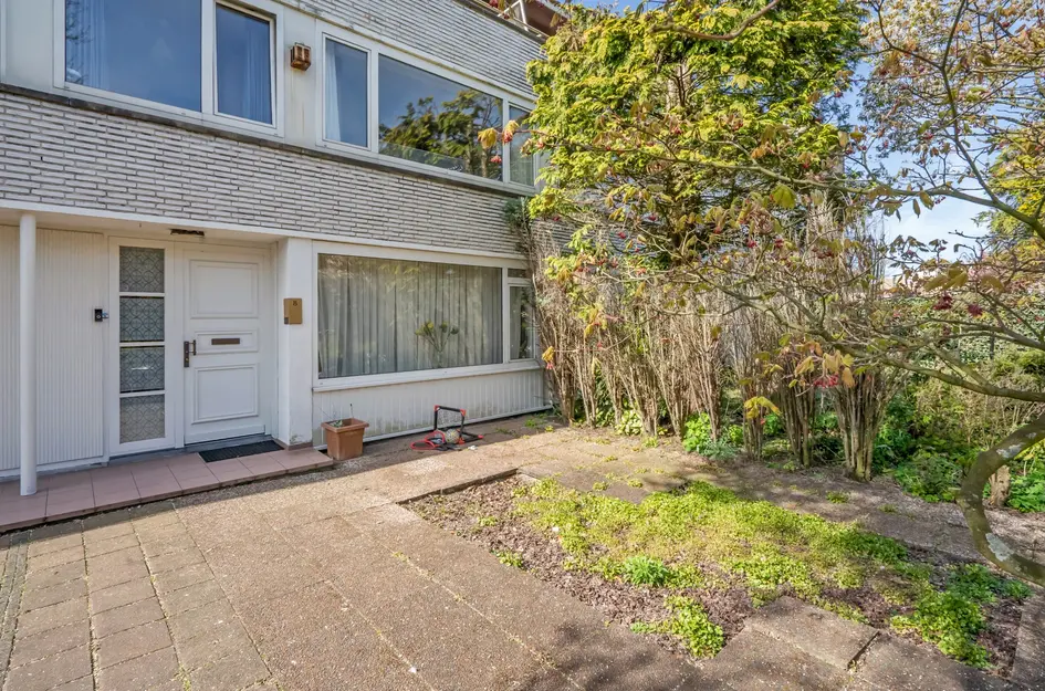Rotterdamseweg 8
