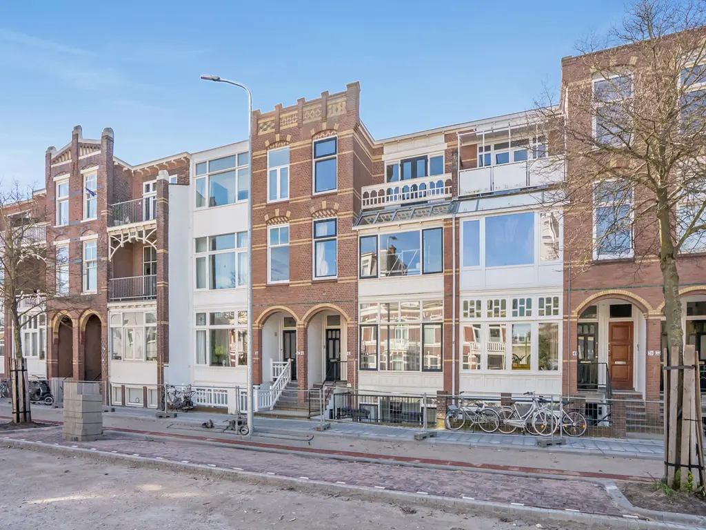Harstenhoekweg 43A, 'S-GRAVENHAGE
