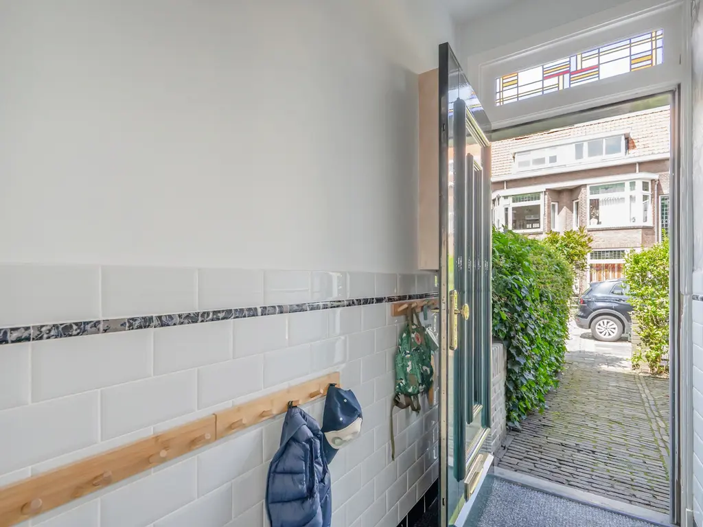 Waldeck Pyrmontlaan 27, RIJSWIJK