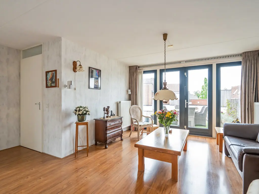 Galop 6, NOOTDORP