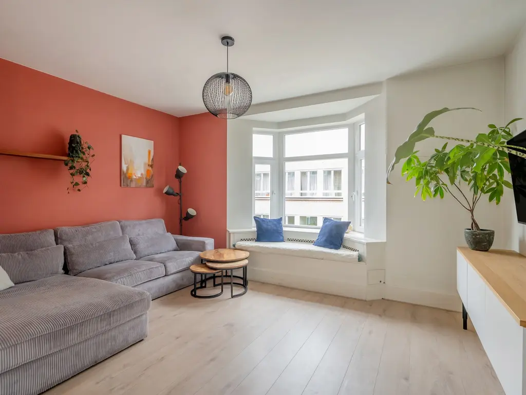 Rhenenstraat 38, 'S-GRAVENHAGE