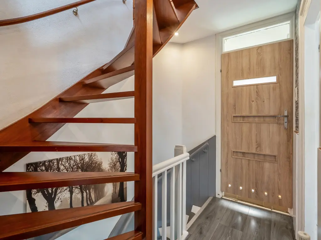 Van Vlotenstraat 26, 'S-GRAVENHAGE