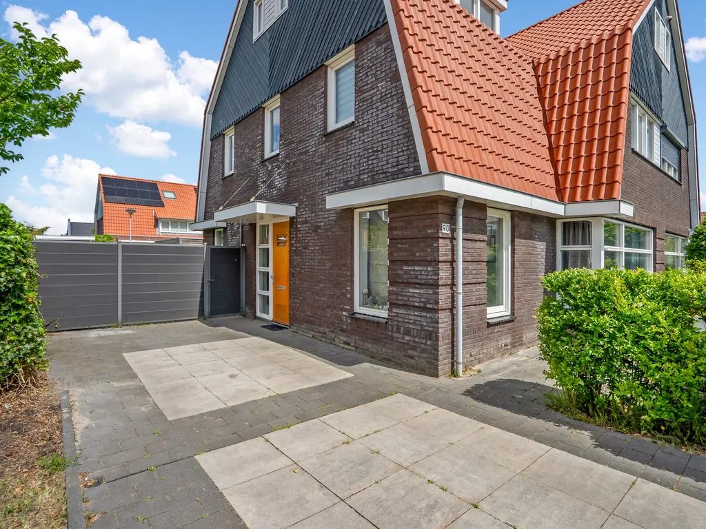 Gaasterlandlaan 90, 'S-GRAVENHAGE