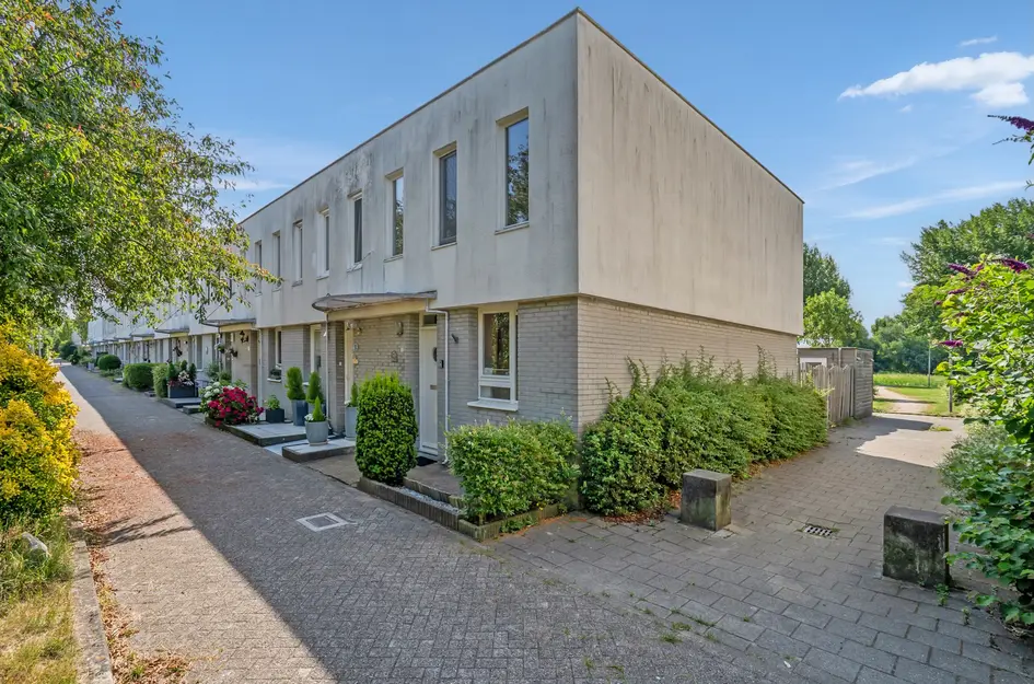 Pelikaansingel 49