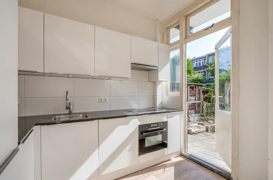 Stuyvesantstraat 297