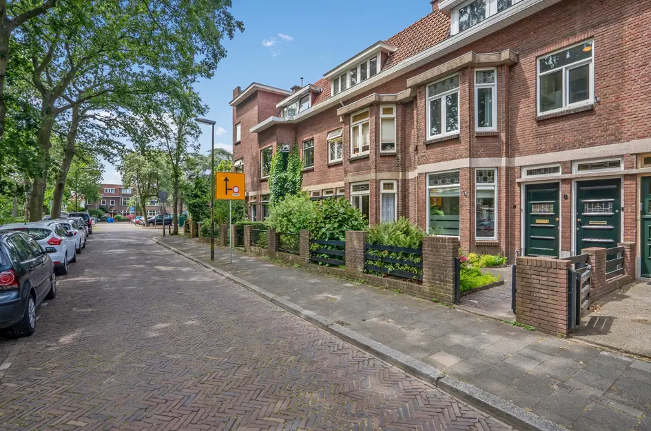 Resedastraat 9