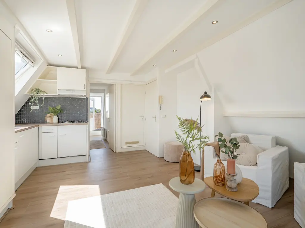 Edisonstraat 50B, 'S-GRAVENHAGE