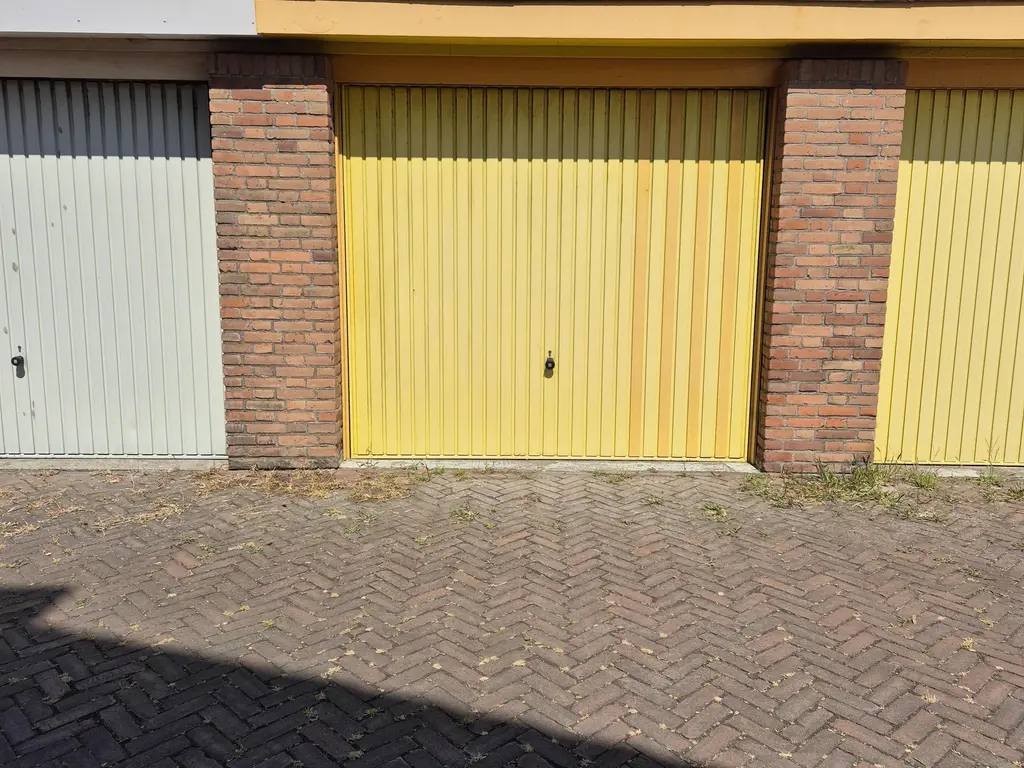Mr Schokkingstraat , 'S-GRAVENZANDE