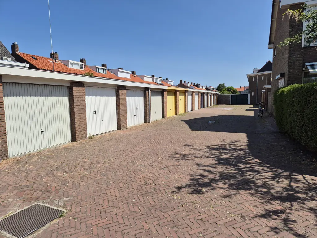 Mr Schokkingstraat , 'S-GRAVENZANDE
