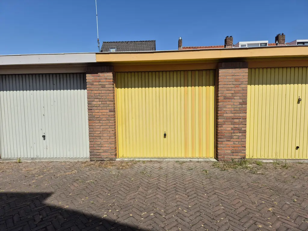 Mr Schokkingstraat , 'S-GRAVENZANDE