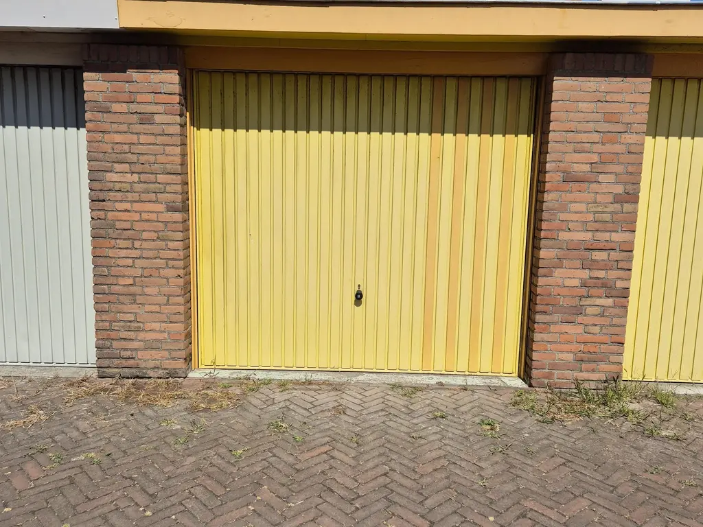 Mr Schokkingstraat , 'S-GRAVENZANDE