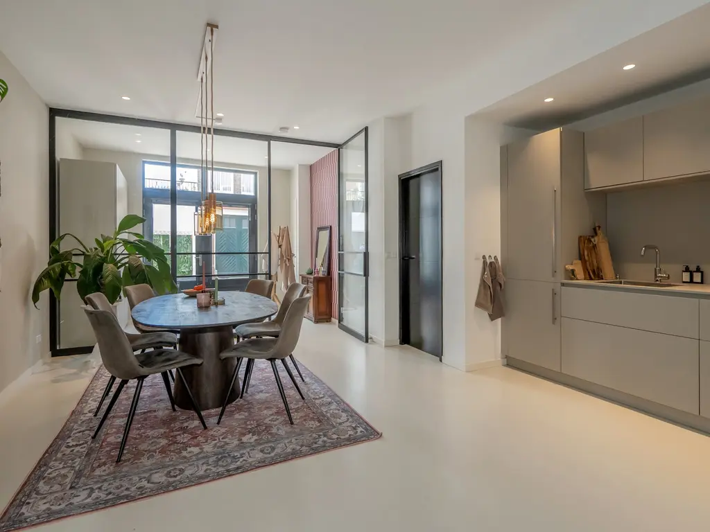 Hendrik van Deventerstraat 1A, 'S-GRAVENHAGE
