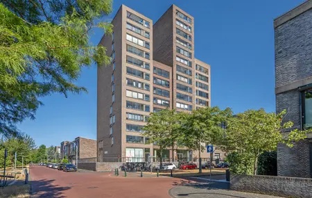 Weidevogellaan 182, 'S-GRAVENHAGE