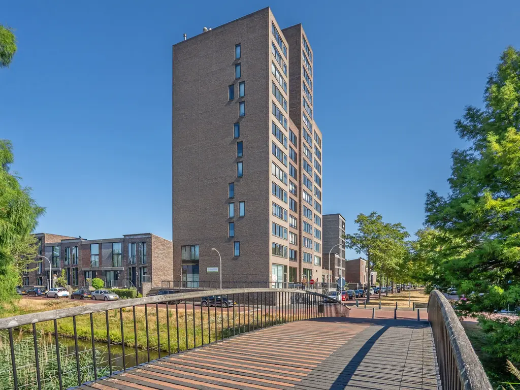 Weidevogellaan 182, 'S-GRAVENHAGE