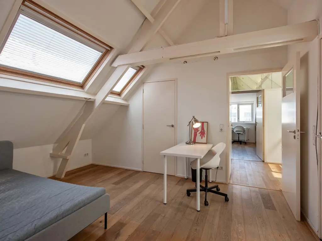 Sumatrastraat 271, 'S-GRAVENHAGE