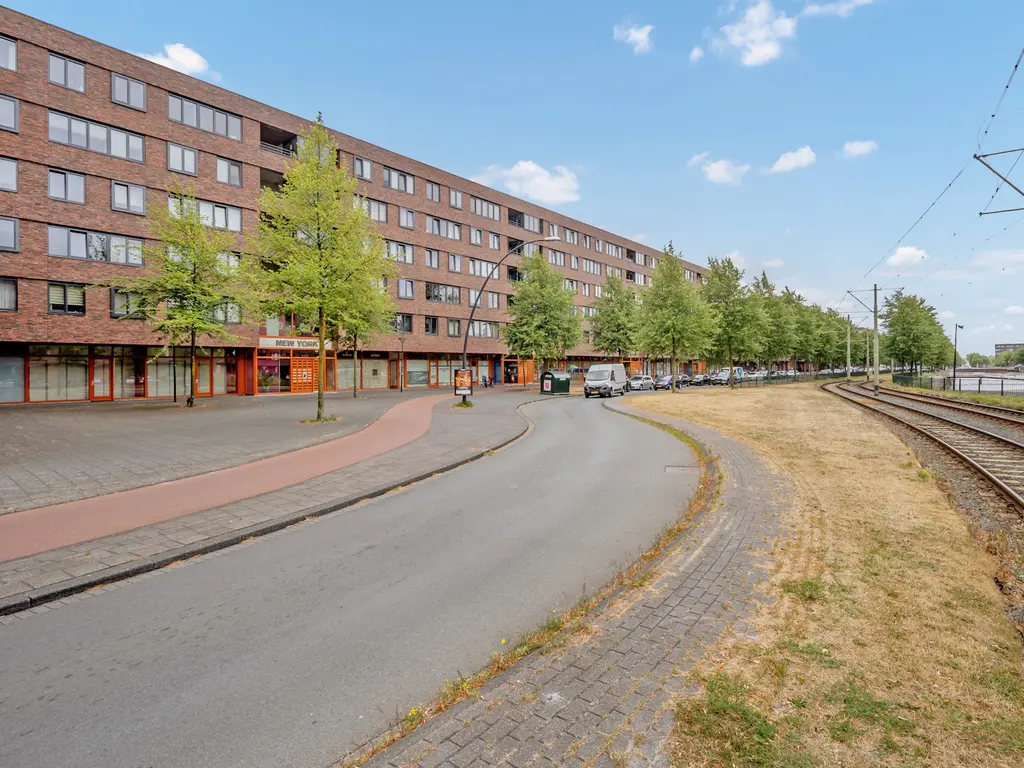 Laan van Wateringse Veld 887, 'S-GRAVENHAGE
