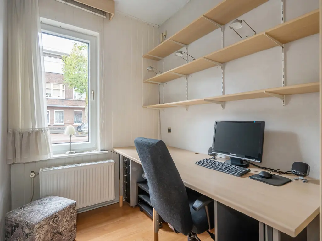 Van Zeggelenlaan 301, 'S-GRAVENHAGE