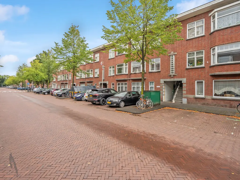 Van Zeggelenlaan 301, 'S-GRAVENHAGE