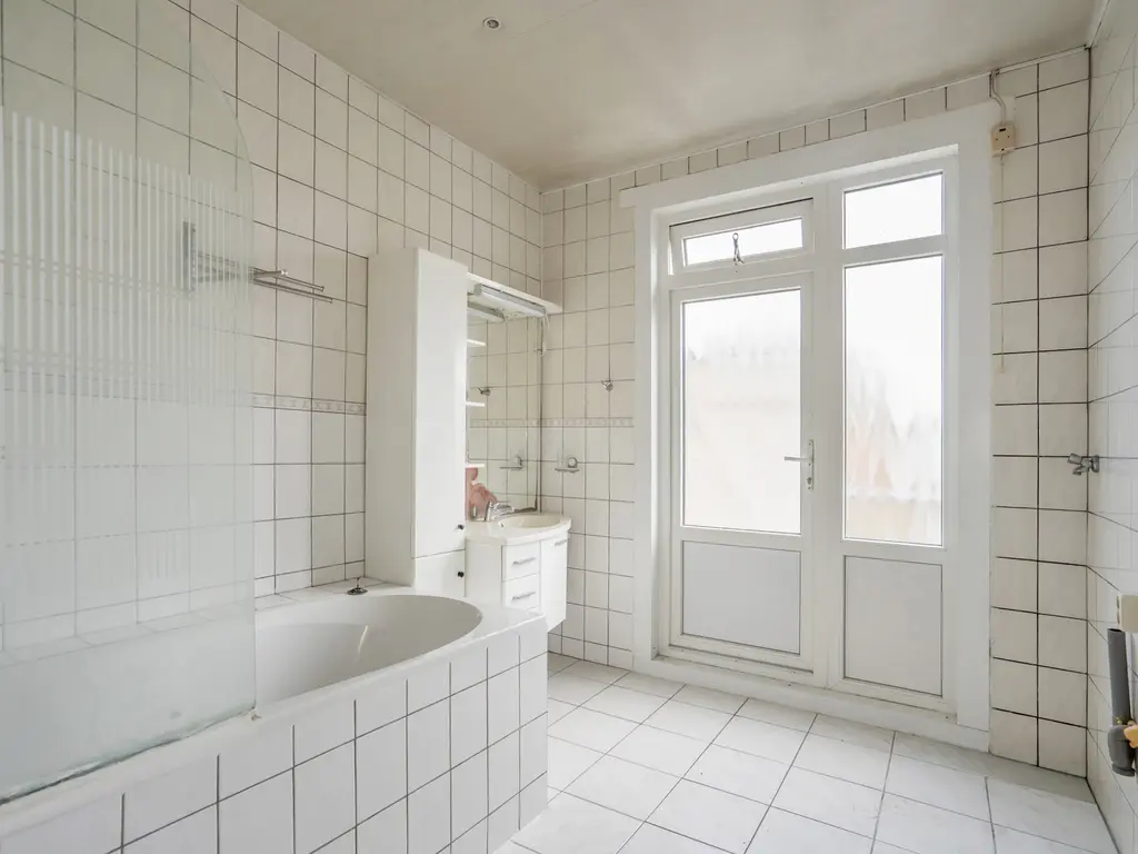 Goeverneurlaan 487, 'S-GRAVENHAGE