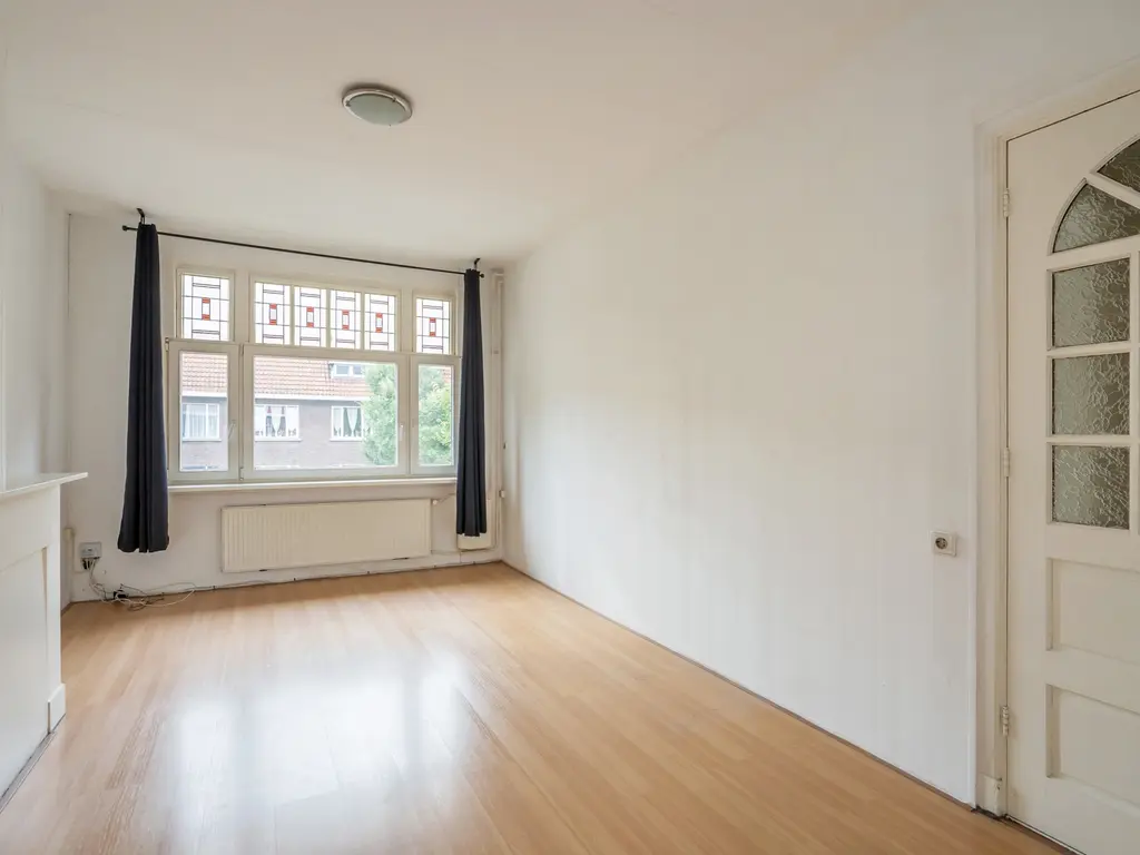 Goeverneurlaan 487, 'S-GRAVENHAGE