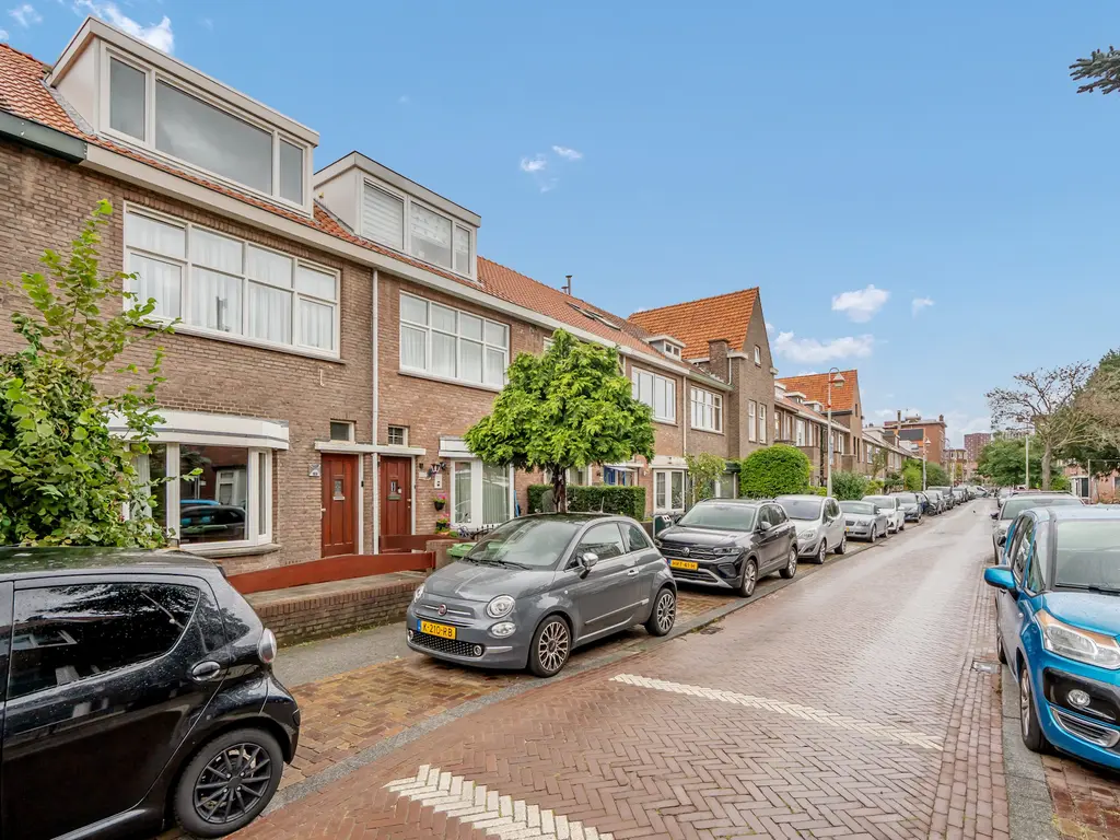 Miquelstraat 169, 'S-GRAVENHAGE