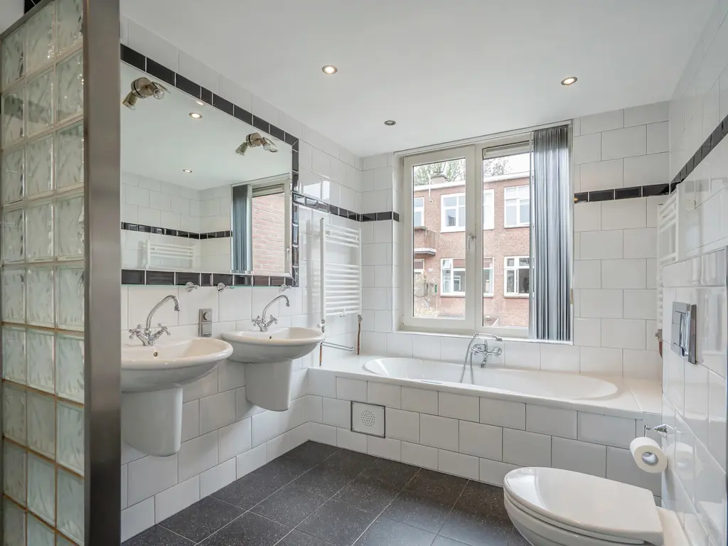 Miquelstraat 169, 'S-GRAVENHAGE