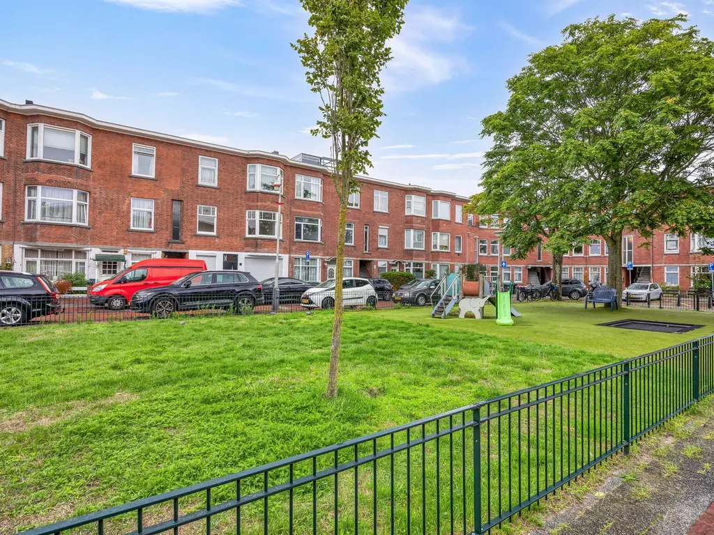 Damasstraat 28, 'S-GRAVENHAGE