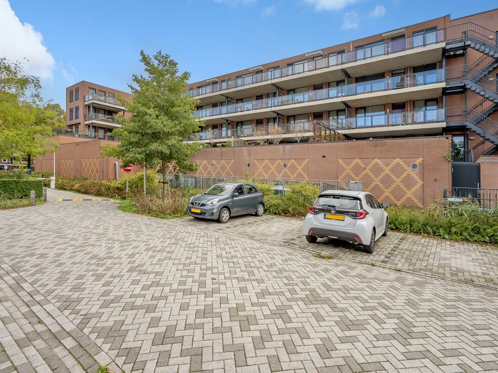 Huis te Landelaan 424F106, Rijswijk