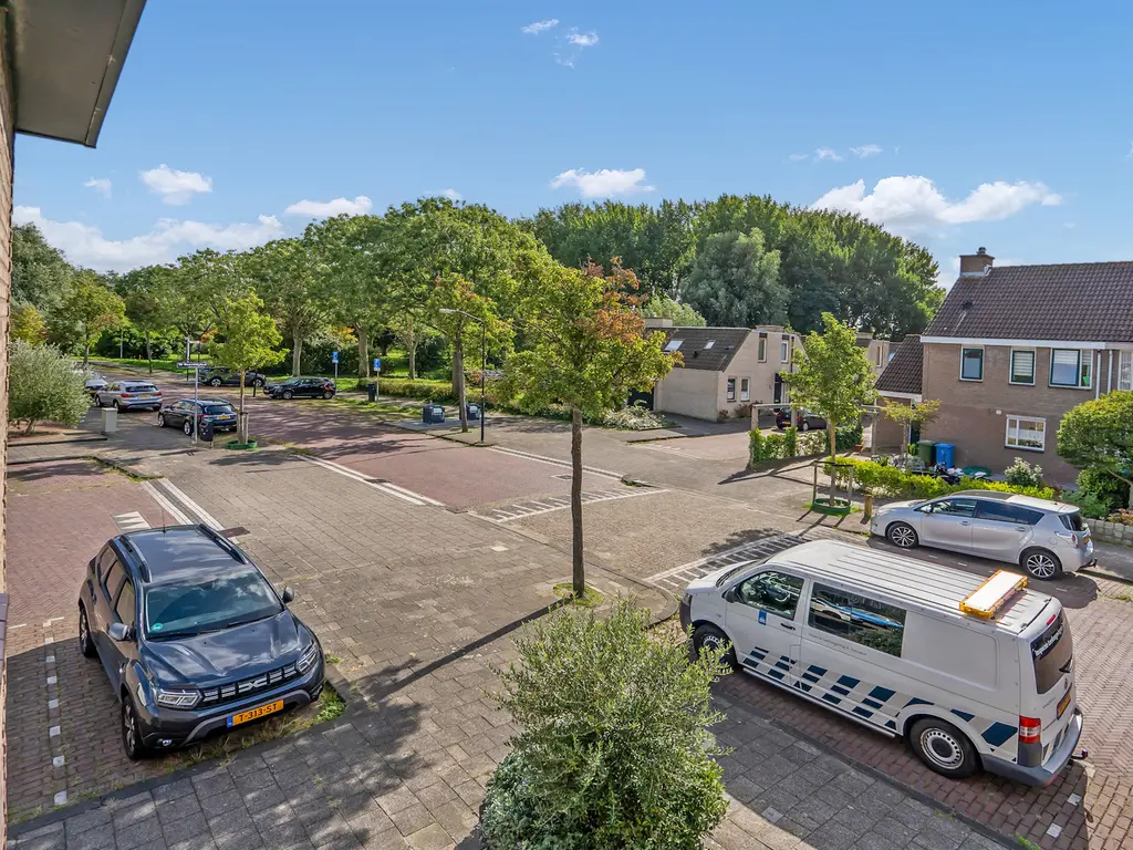 Mr. Beerninkplantsoen 104, RIJSWIJK
