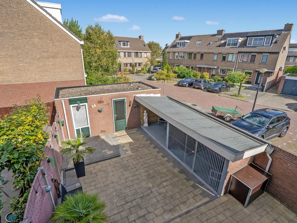Mr. Beerninkplantsoen 104, RIJSWIJK