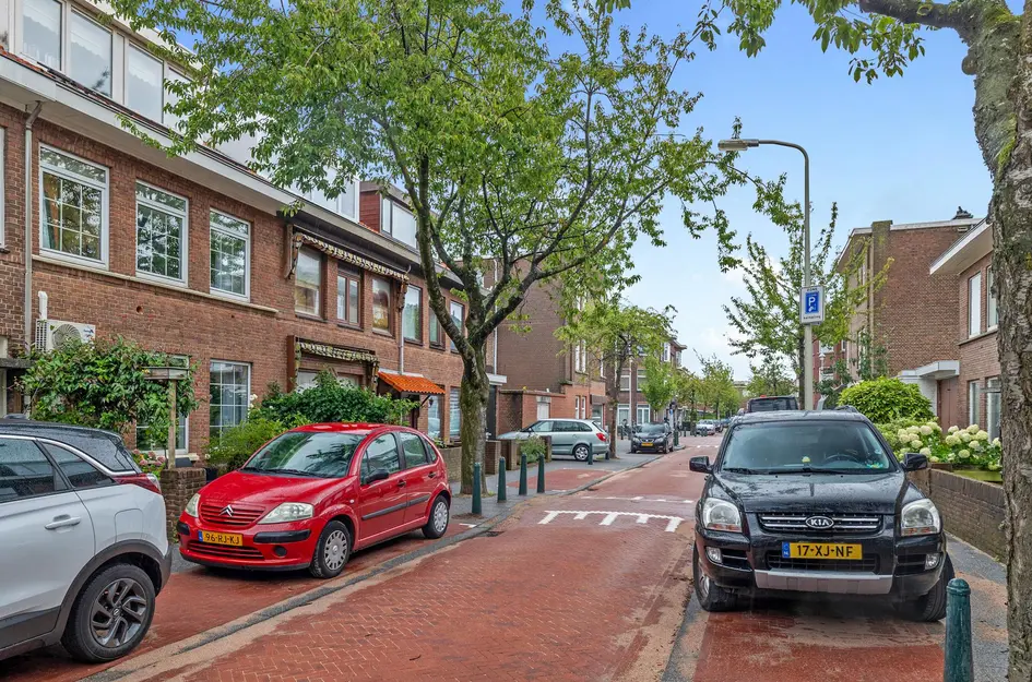 De Bullstraat 12