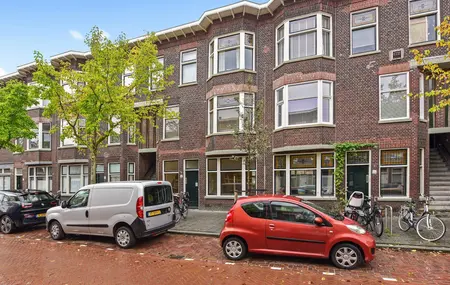 Pahudstraat 142, 'S-GRAVENHAGE