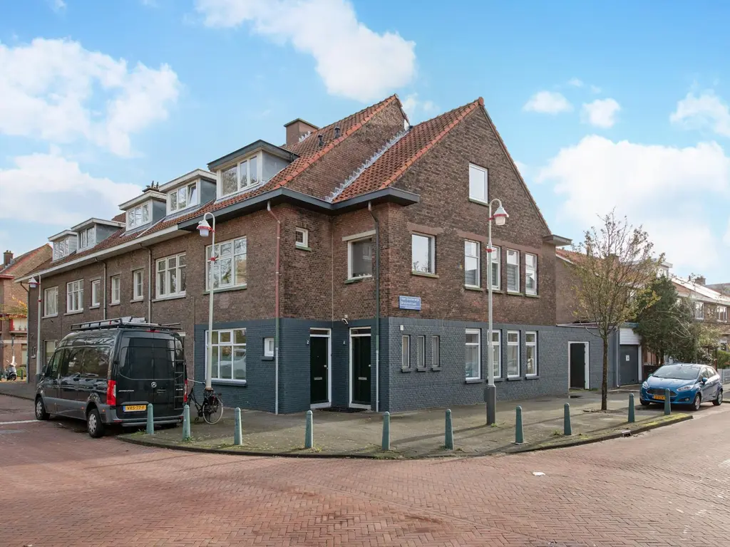 Van Oosterwijk Bruynstraat 2, 'S-GRAVENHAGE