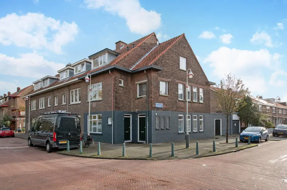 Van Oosterwijk Bruynstraat 2