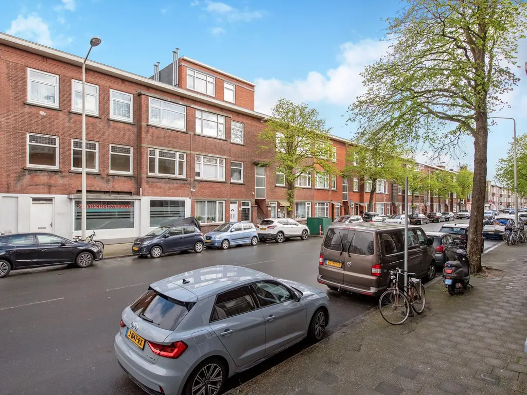 Schaarsbergenstraat 123, 'S-GRAVENHAGE