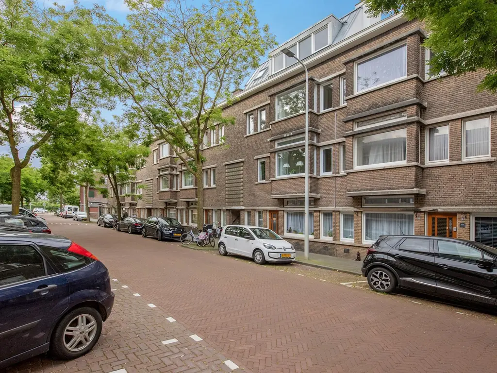 Van Heutszstraat 157, 'S-GRAVENHAGE