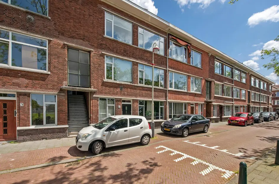 Bragastraat 84