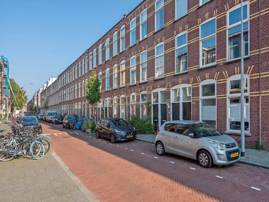 Johannes Camphuijsstraat 132A, 'S-GRAVENHAGE