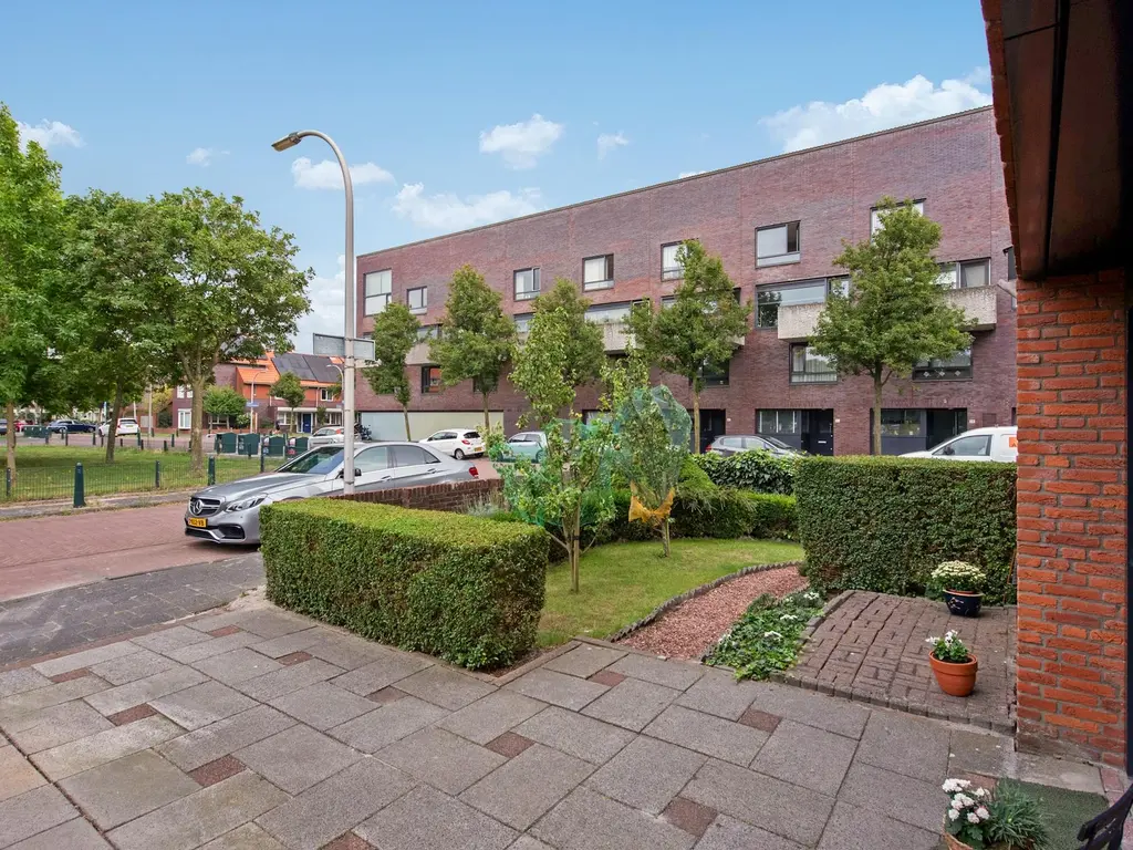 Wethouder Verheulplantsoen 30, 'S-GRAVENHAGE