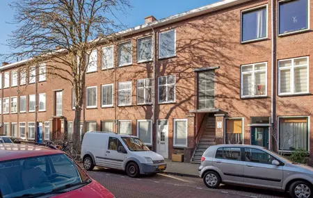 Van Ruysbroekstraat 119, 'S-GRAVENHAGE