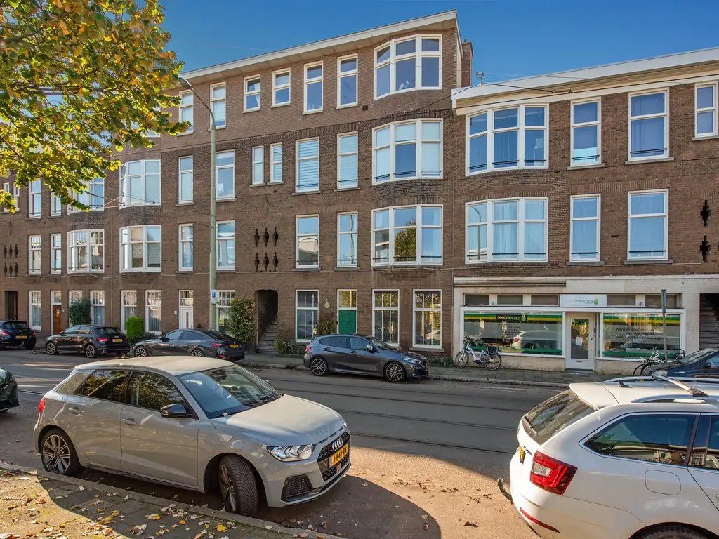 Goudenregenstraat 242, 'S-GRAVENHAGE