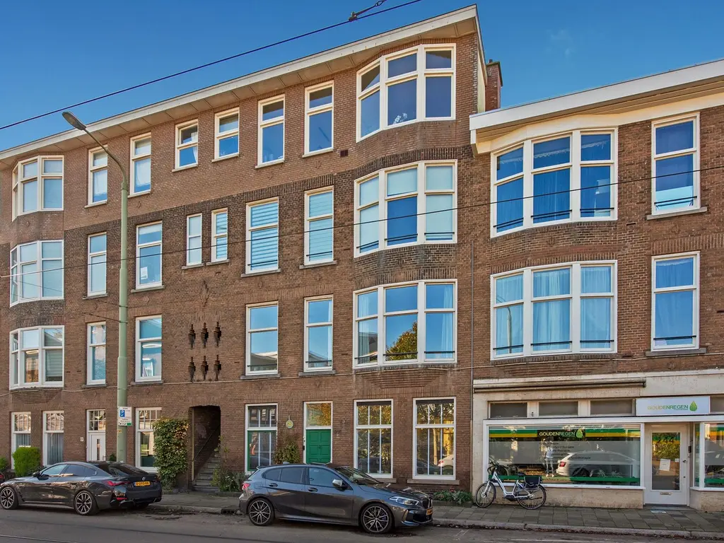 Goudenregenstraat 242, 'S-GRAVENHAGE