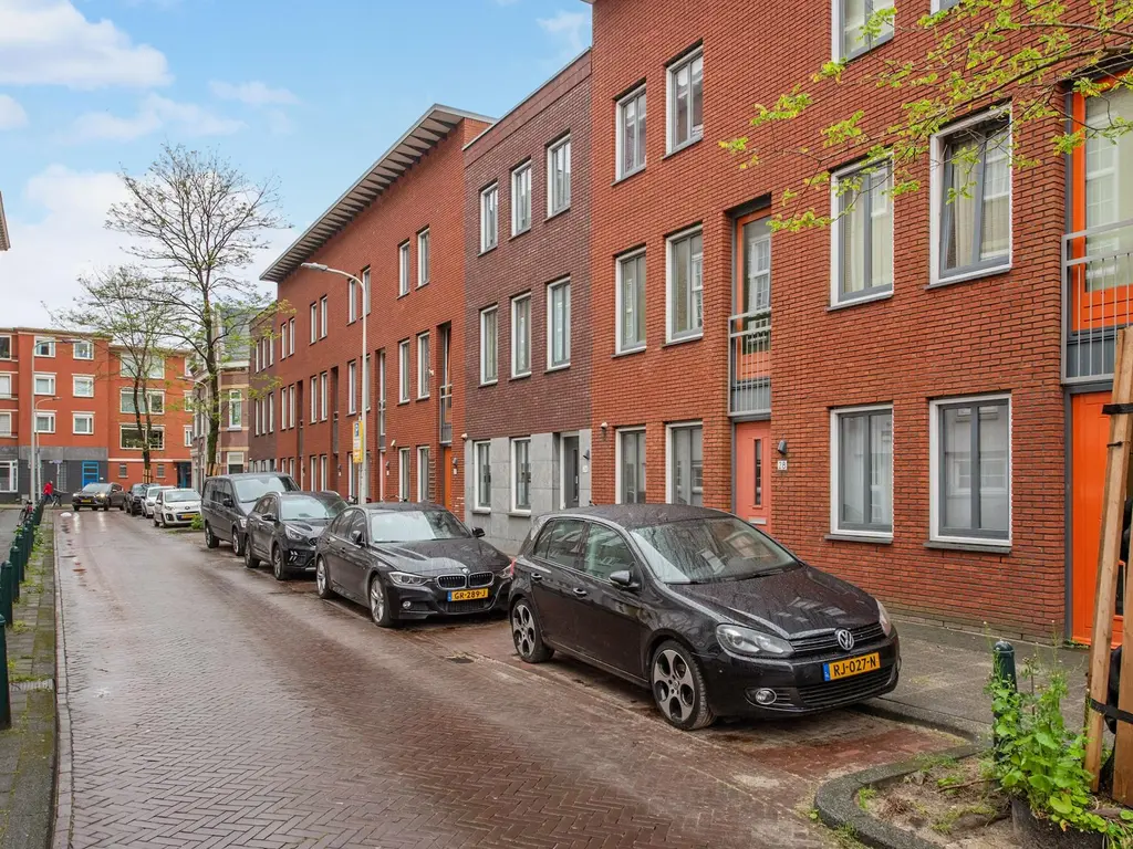 Wolterbeekstraat 28, 'S-GRAVENHAGE