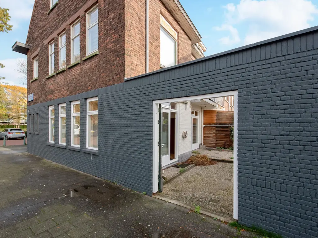 Van Oosterwijk Bruynstraat 2, 'S-GRAVENHAGE