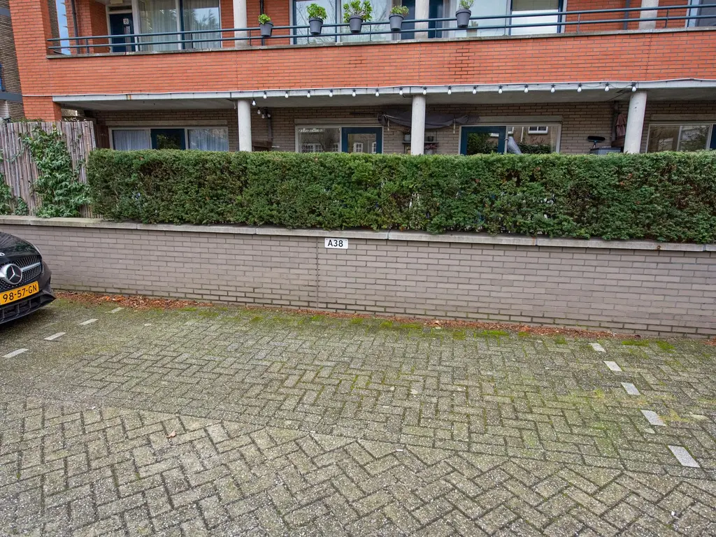 2e De Carpentierstraat 141A, 'S-GRAVENHAGE