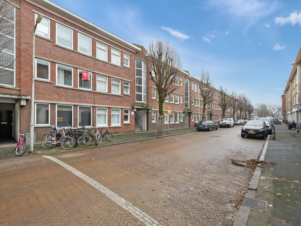 Pasteurstraat 204, 'S-GRAVENHAGE