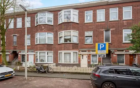 Velpsestraat 144, 'S-GRAVENHAGE