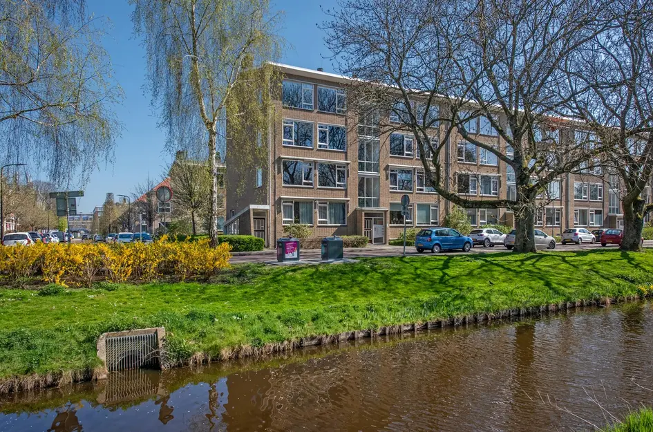 Aart van der Leeuwkade 42