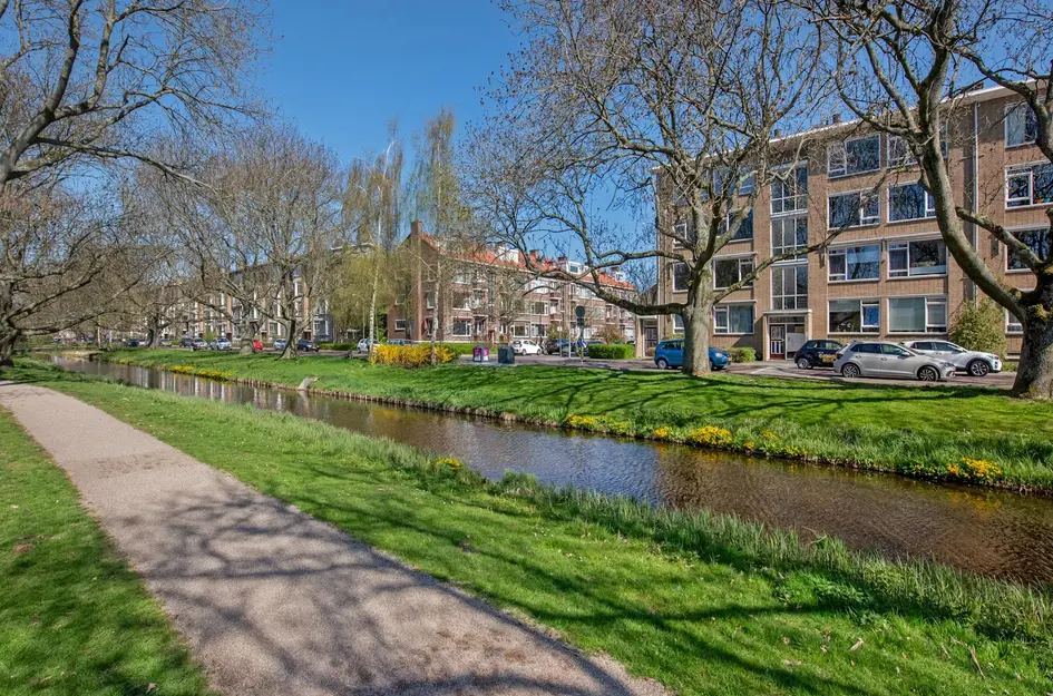 Aart van der Leeuwkade 42
