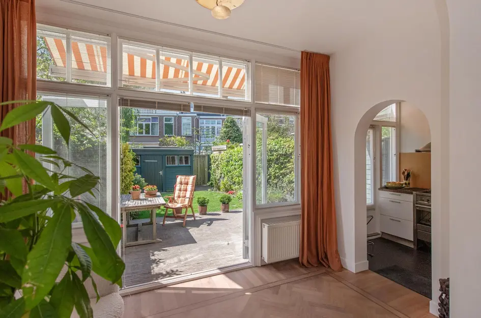 Koninginnelaan 60